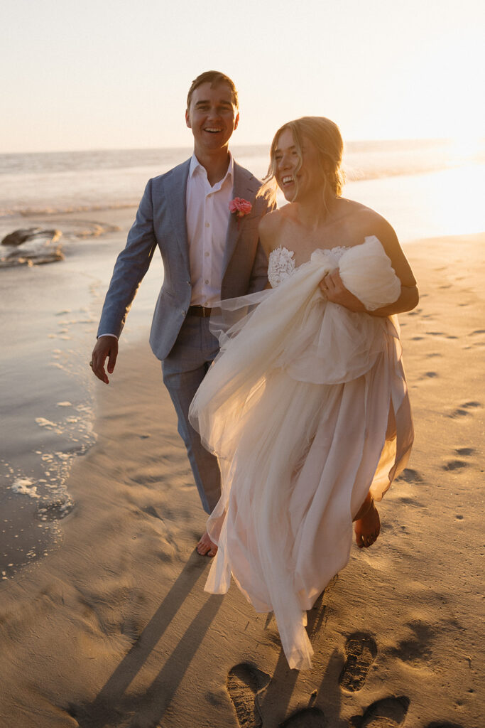 beach wedding photos