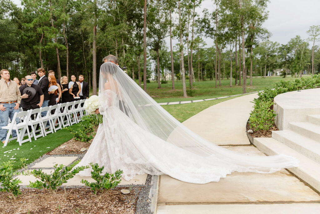 couple taking wedding photos in houston
