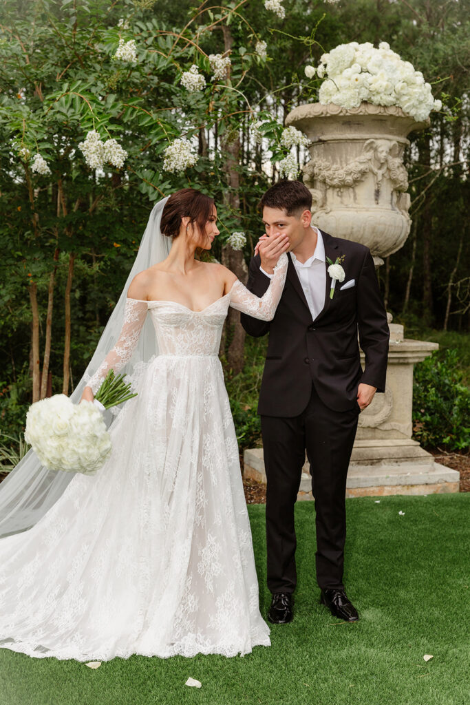 couple taking wedding photos in houston
