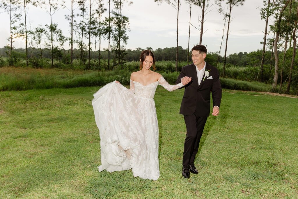 couple taking wedding photos in houston