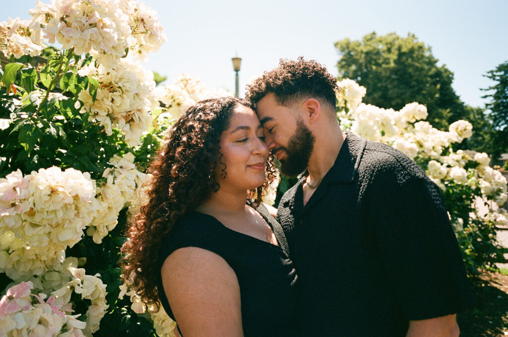 couples photoshoot in portland
