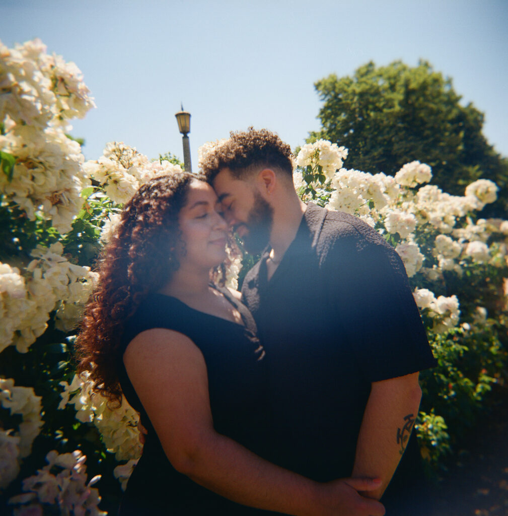 couples photoshoot in portland
