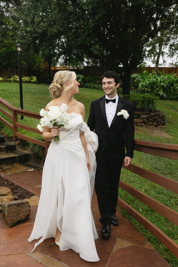 A cozy and romantic wedding day in the rain, captured in a candid and documentary style in Houston, Texas.
