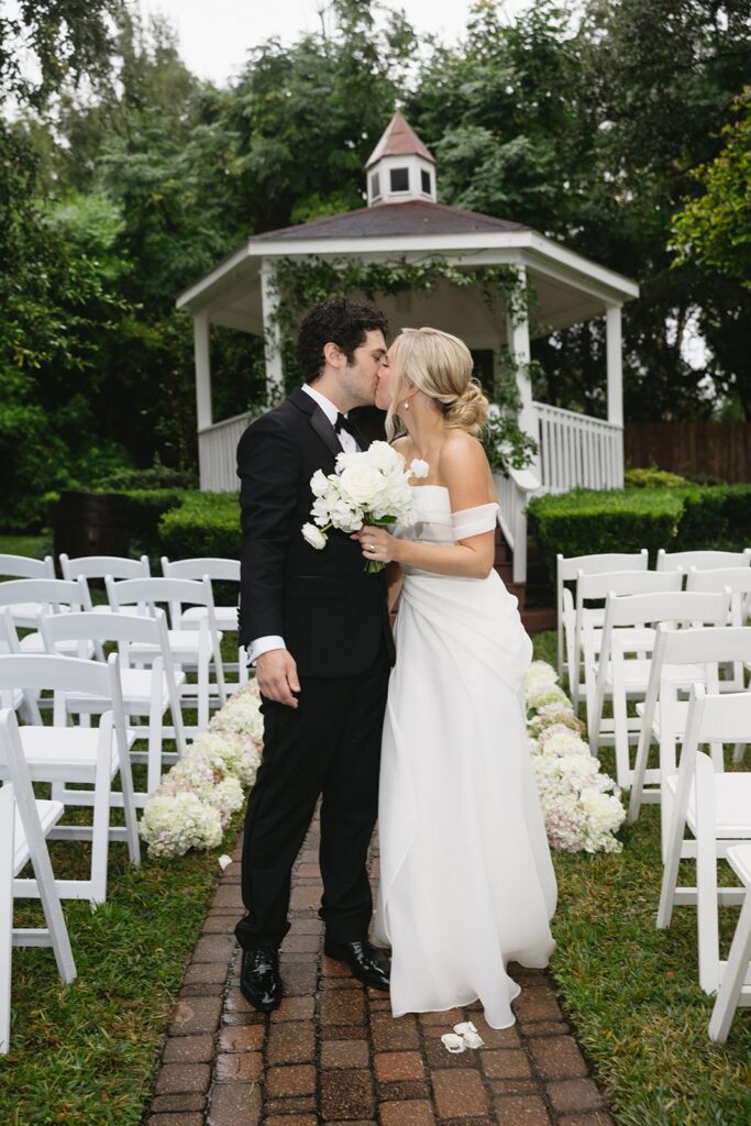 A cozy and romantic wedding day in the rain, captured in a candid and documentary style in Houston, Texas.
