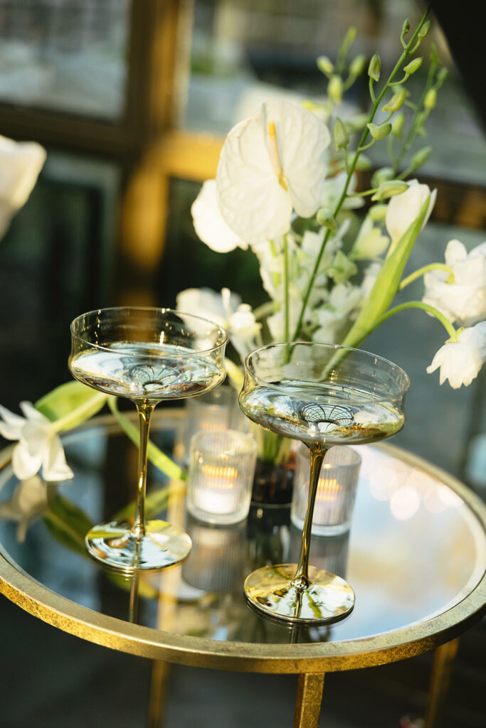a fashion forward wedding reception at bryan museum
