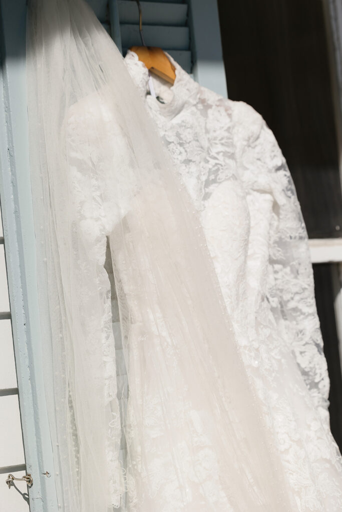 Bride getting ready at an airbnb in galveston