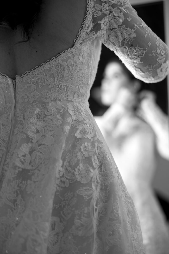 Bride getting ready at an airbnb in galveston
