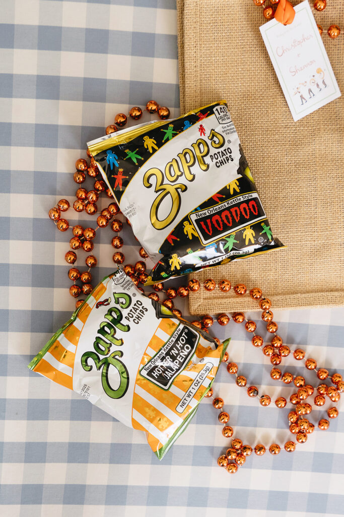 Colorful wedding details
