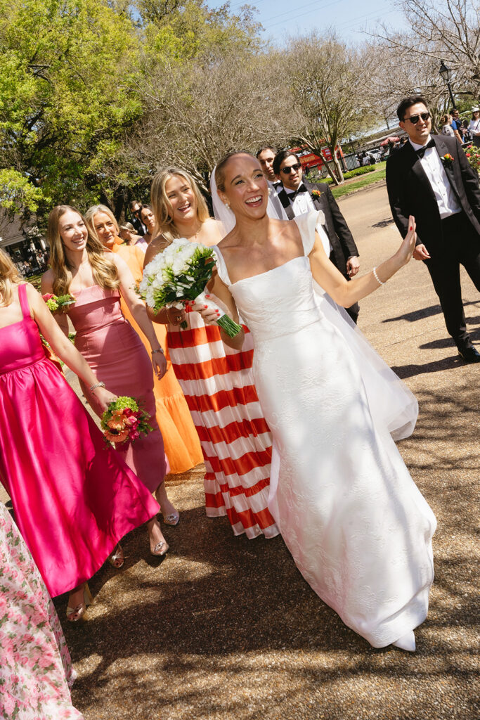 Colorful wedding details
